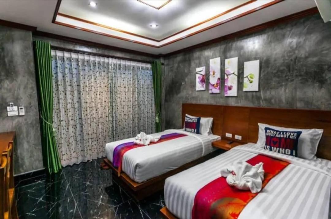 Areeya Phubeach Coliving Coworking