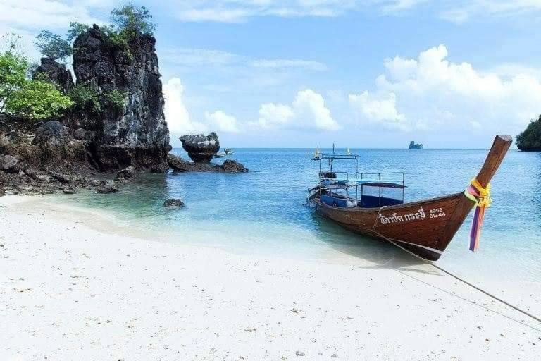 Areeya Phubeach Coliving Coworking * Ao Nang
