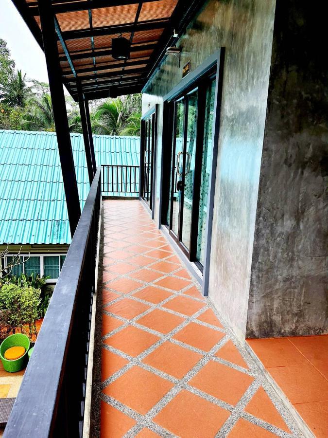 Areeya Phubeach Coliving Coworking Inn *