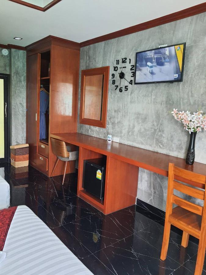 Areeya Phubeach Coliving Coworking * Ao Nang