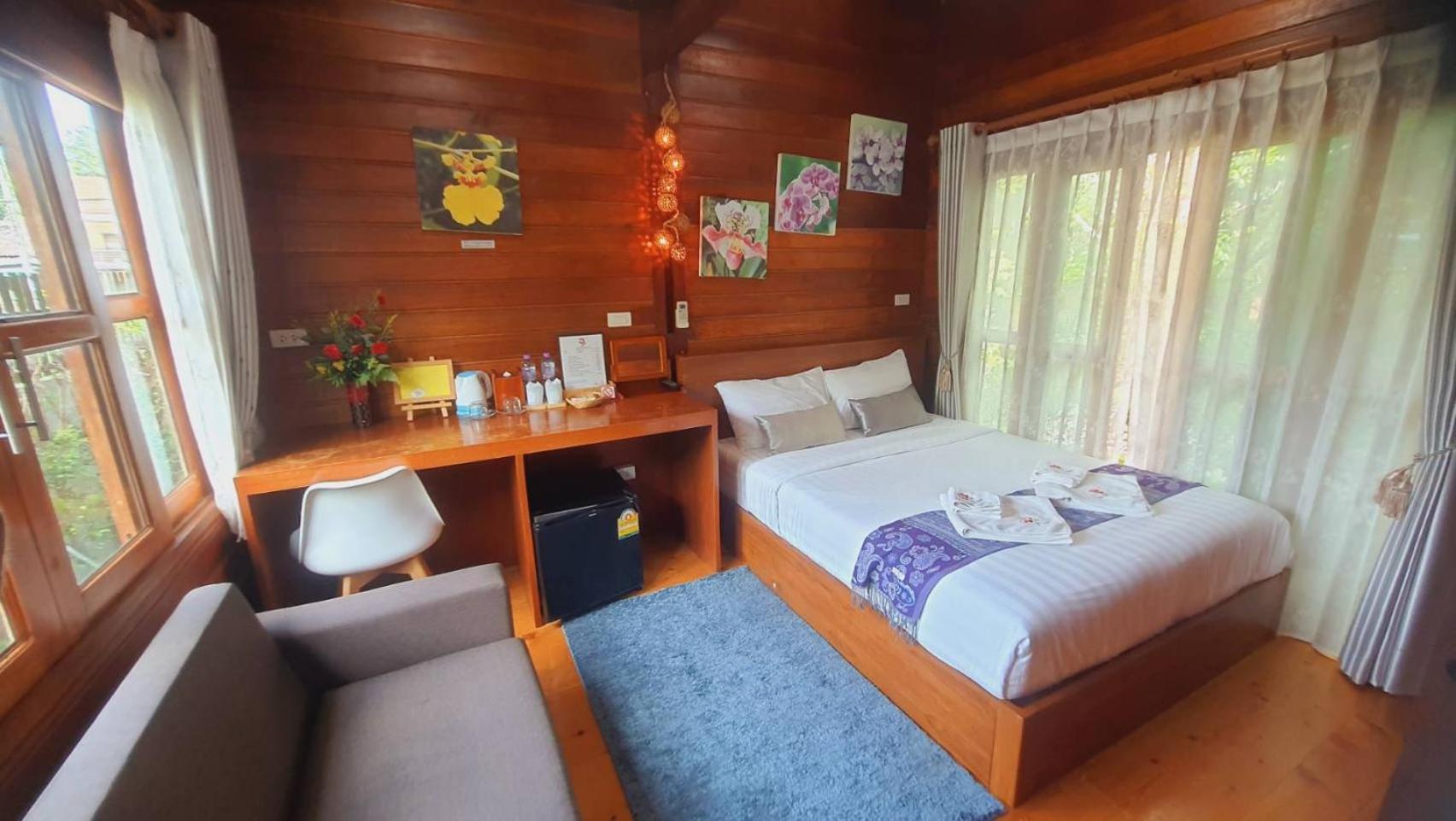 Areeya Phubeach Coliving Coworking Inn Ao Nang