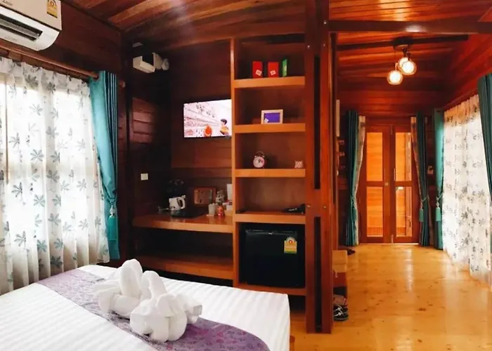 Areeya Phubeach Resort Coliving Coworking