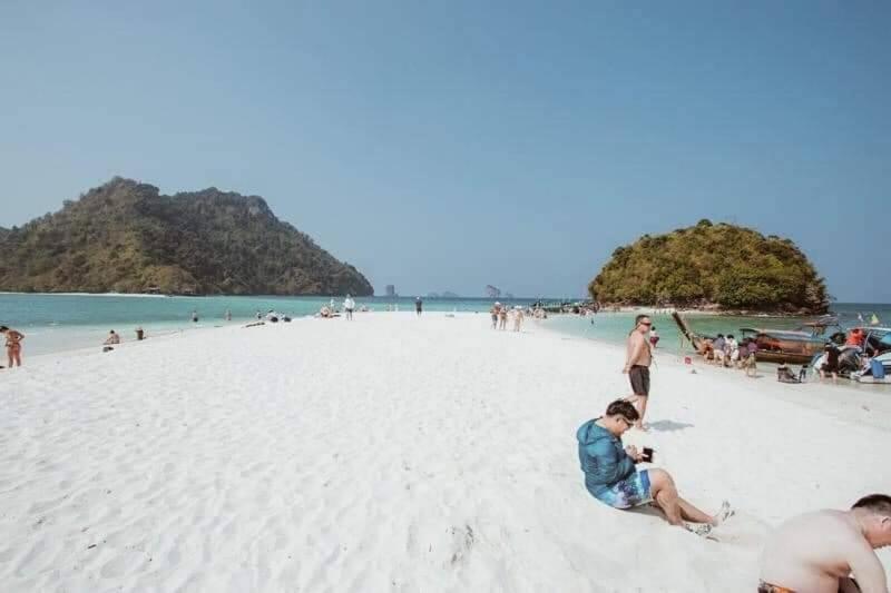 Gasthof Areeya Phubeach Coliving Coworking Ao Nang